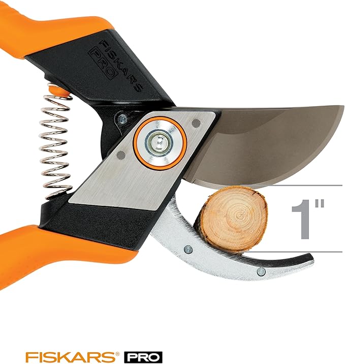 Fiskars Pro Pruner Shears, Garden Clippers, Gardening Scissors with Sharp Non-Stick Steel Rust Resistant Blade