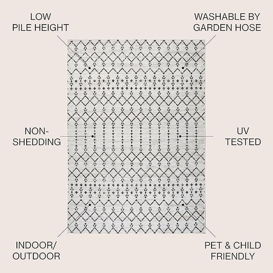 JONATHAN Y Moroccan Geometric Indoor Outdoor Round Area Rug 3 Ft Cream/Black, Ourika Textured Weave for Backyard, Patio, Porch, Easy-Cleaning, High Traffic, Pet-Friendly, Non-Shedding (SMB108I-3R)