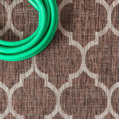 JONATHAN Y Moroccan Trellis Indoor Outdoor Round Area Rug 8 Ft Espresso/Taupe, Trebol Textured Weave for Backyard, Patio, Porch, Easy-Cleaning, Pet-Friendly, Non-Shedding (SMB109B-8R)