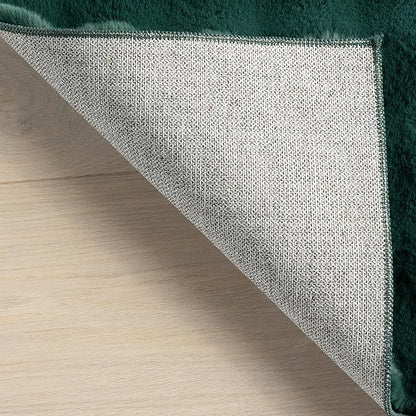 nuLOOM Jeni Hunter Green, 2'6" x 8', Solid Faux Rabbit, Fluffy and Cozy, High Traffic, Stain Resistant, Easy Clean, Durable Washable Runner for Bedroom, Living Room, Dining, Den, Foyer, Entryway