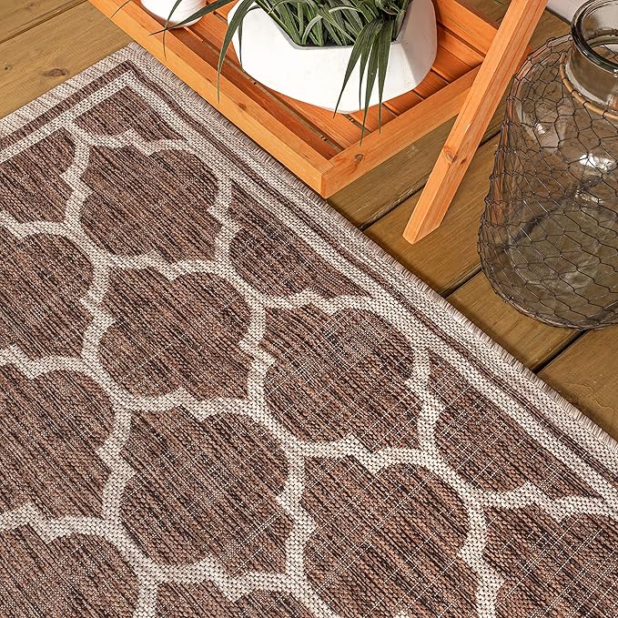 JONATHAN Y Moroccan Trellis Indoor Outdoor Round Area Rug 8 Ft Espresso/Taupe, Trebol Textured Weave for Backyard, Patio, Porch, Easy-Cleaning, Pet-Friendly, Non-Shedding (SMB109B-8R)